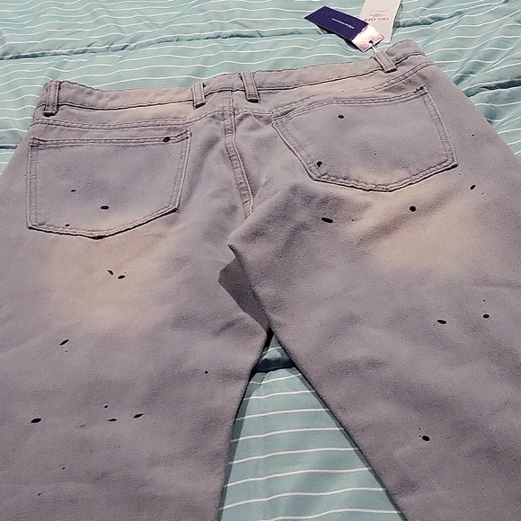 Jeans - Picture 2 of 4